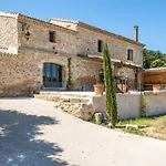 Mas En Pierre Calme Et Confort Tresques
